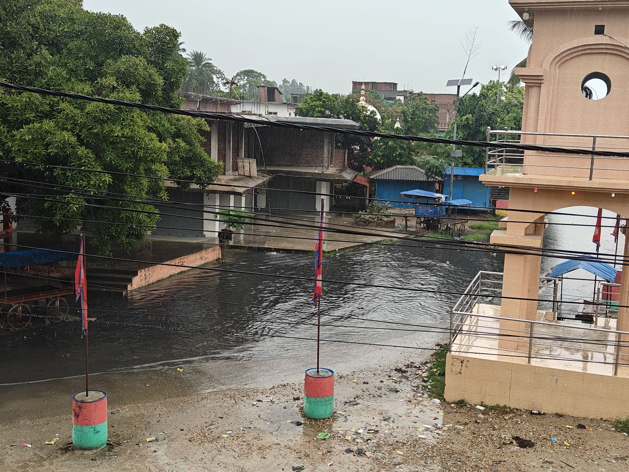 Flood and Monsoon Scene (33.jpg)